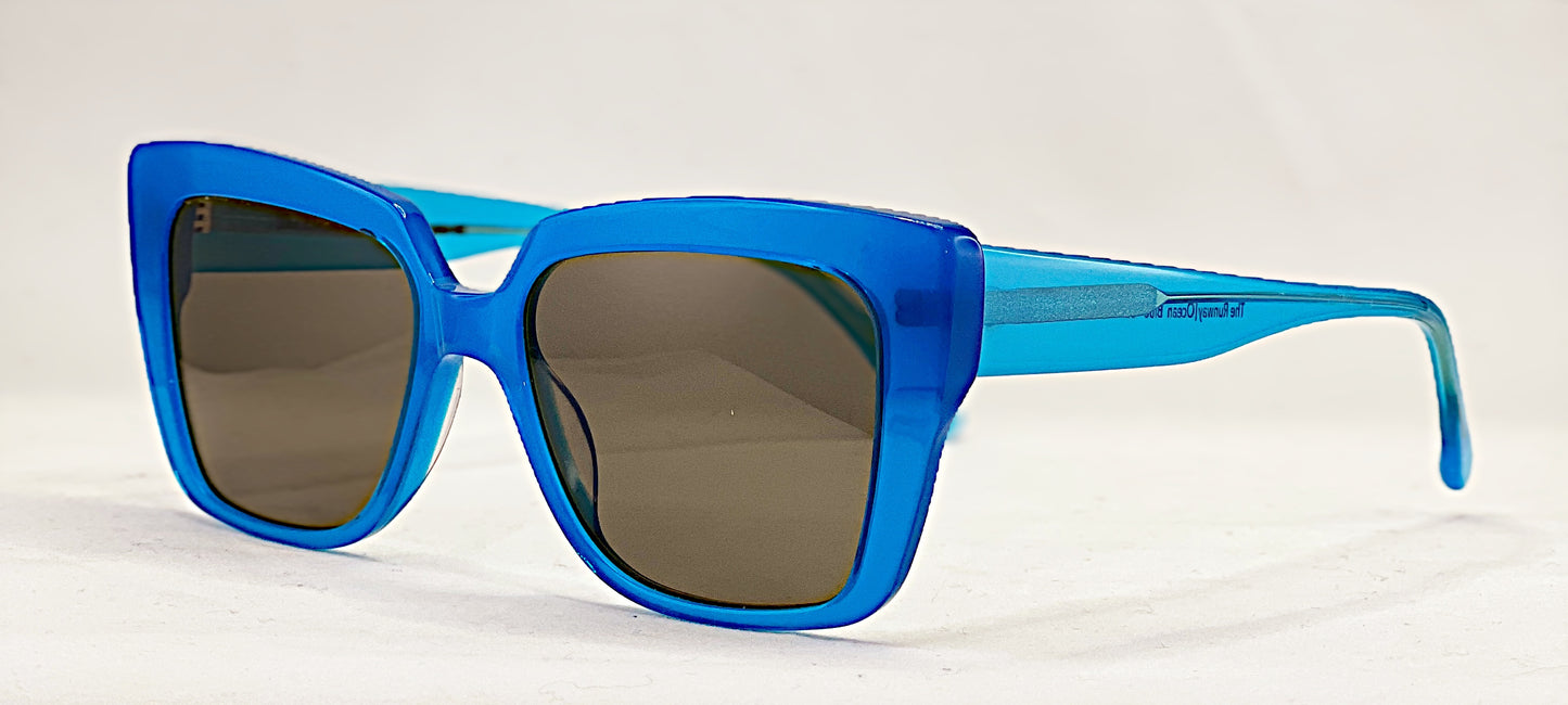 The Elusive Miss Lou Sunglasses The Runway Ocean Blue