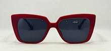 Load image into Gallery viewer, The Elusive Miss Lou Sunglasses The Runway Lady Luck
