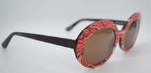 Load image into Gallery viewer, Jukurrpa Design Buffie Corunna - Meraki Sunglasses
